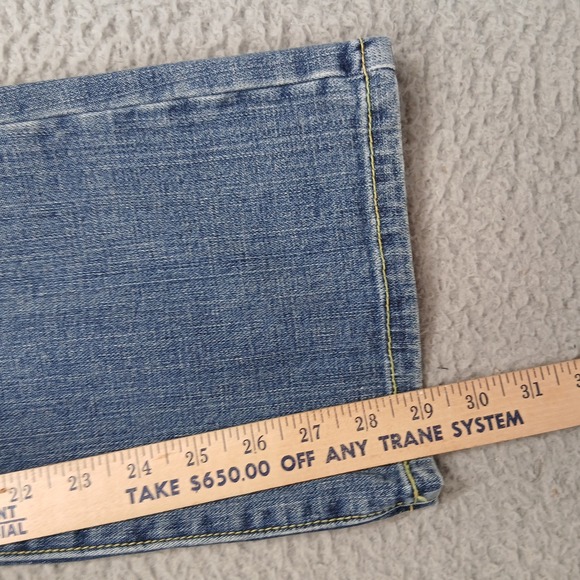 Levi's 515 Boot Cut Jeans Women's 6 Short Medium Wash Stretch Denim - Picture 9 of 10